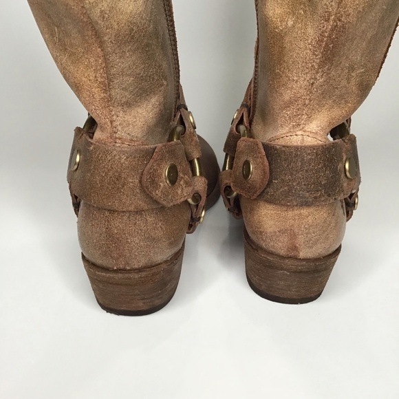 Frye Carson Harness Tall Western Boot in Chocolate Size 6. - Picture 7 of 16